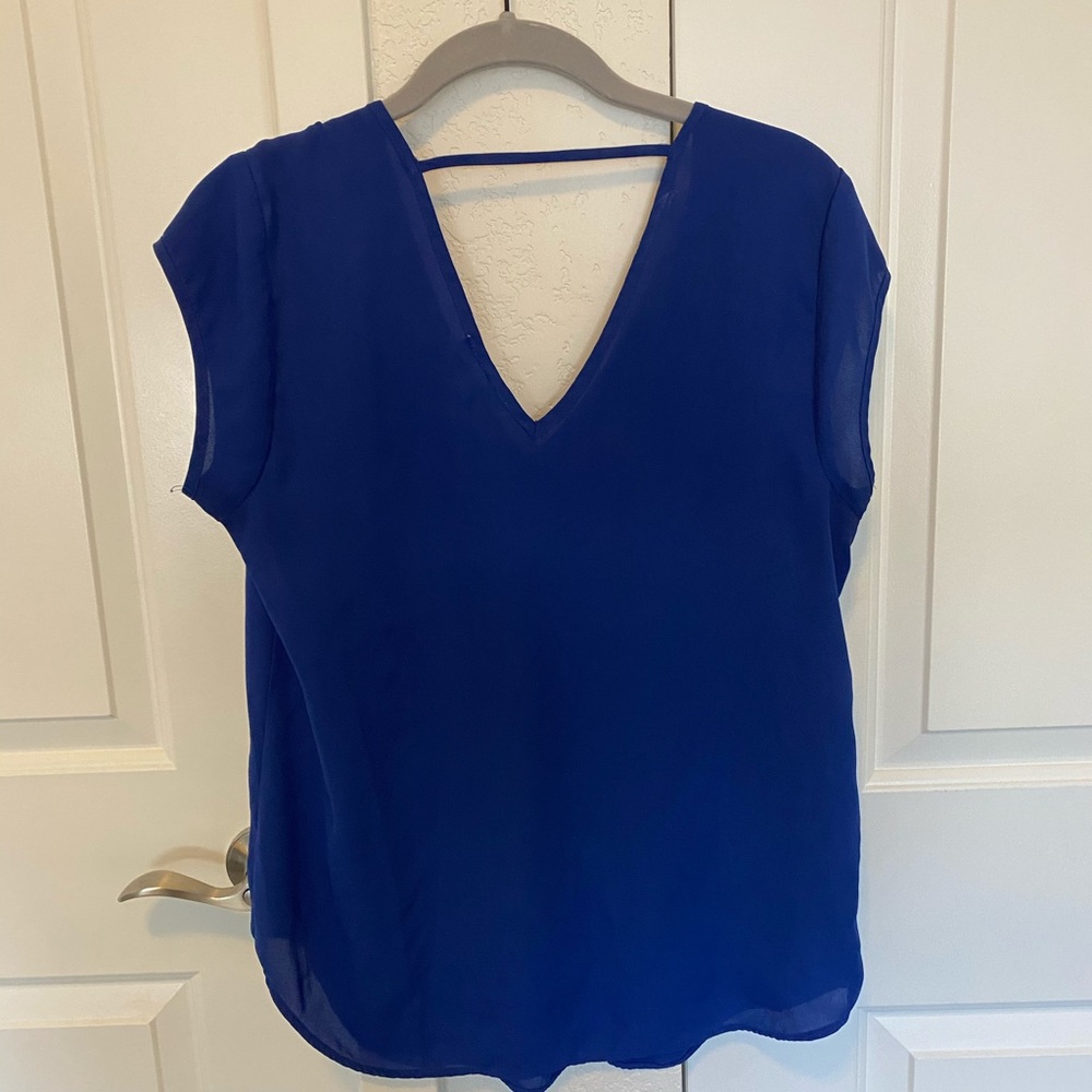 Blouse - Picture 2 of 3